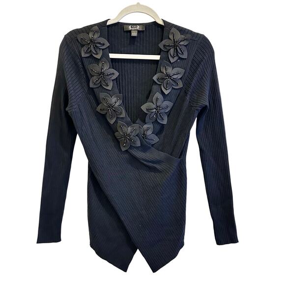 A.Z.I. New York Women Black V-Neck Dressy Sweater 3D Floral Appliqué Size L NWT - Picture 1 of 9